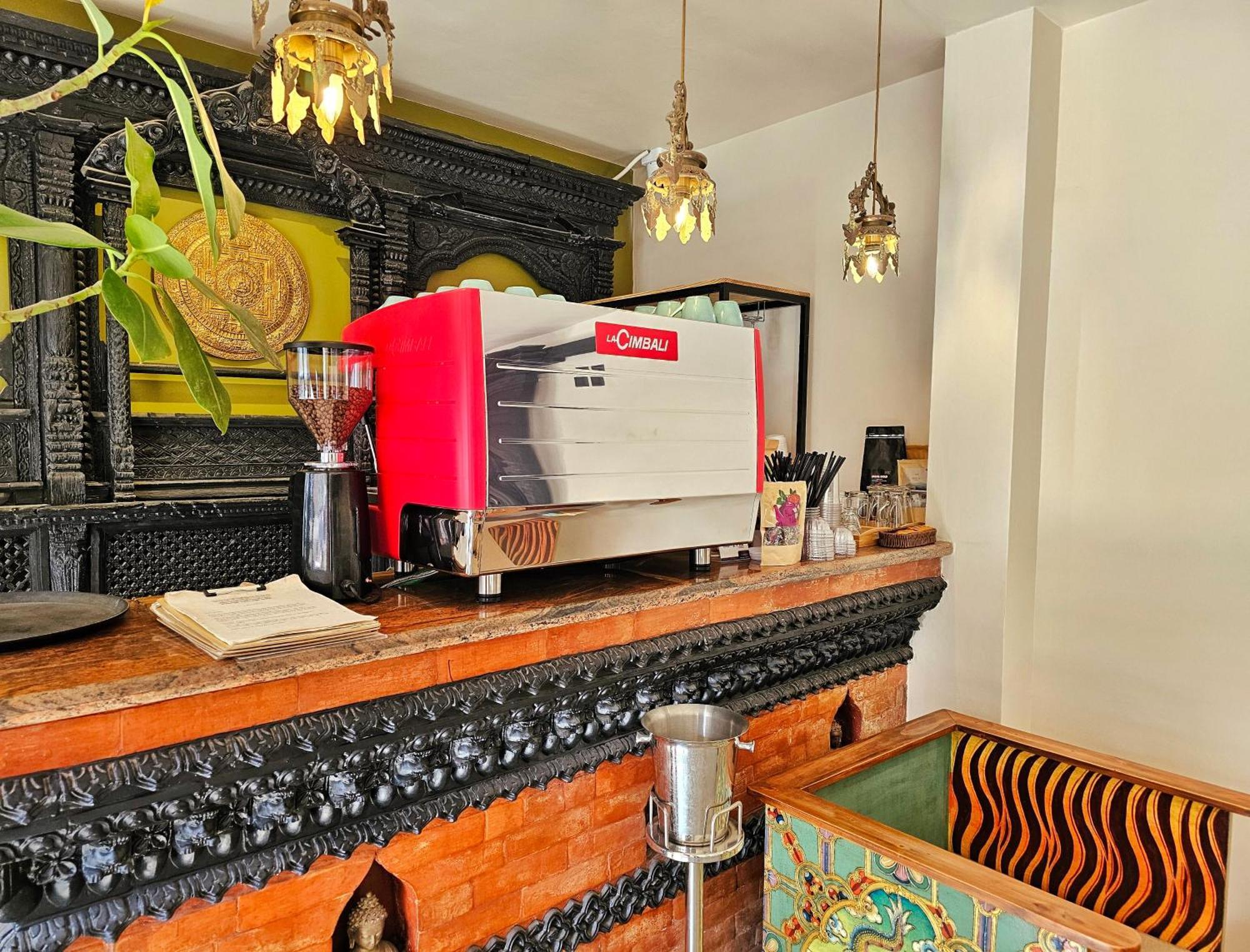 Swarga Heritage Hotel - A Traditional Stay Катманду Екстериор снимка